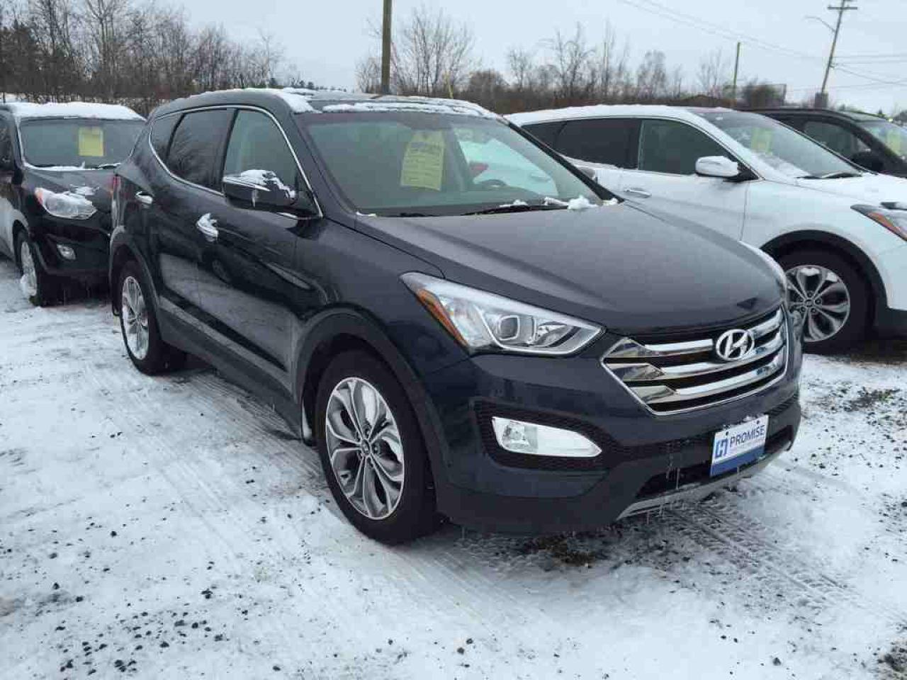 Used 2013 Hyundai Santa Fe 2.0T SE for sale in North Bay, ON