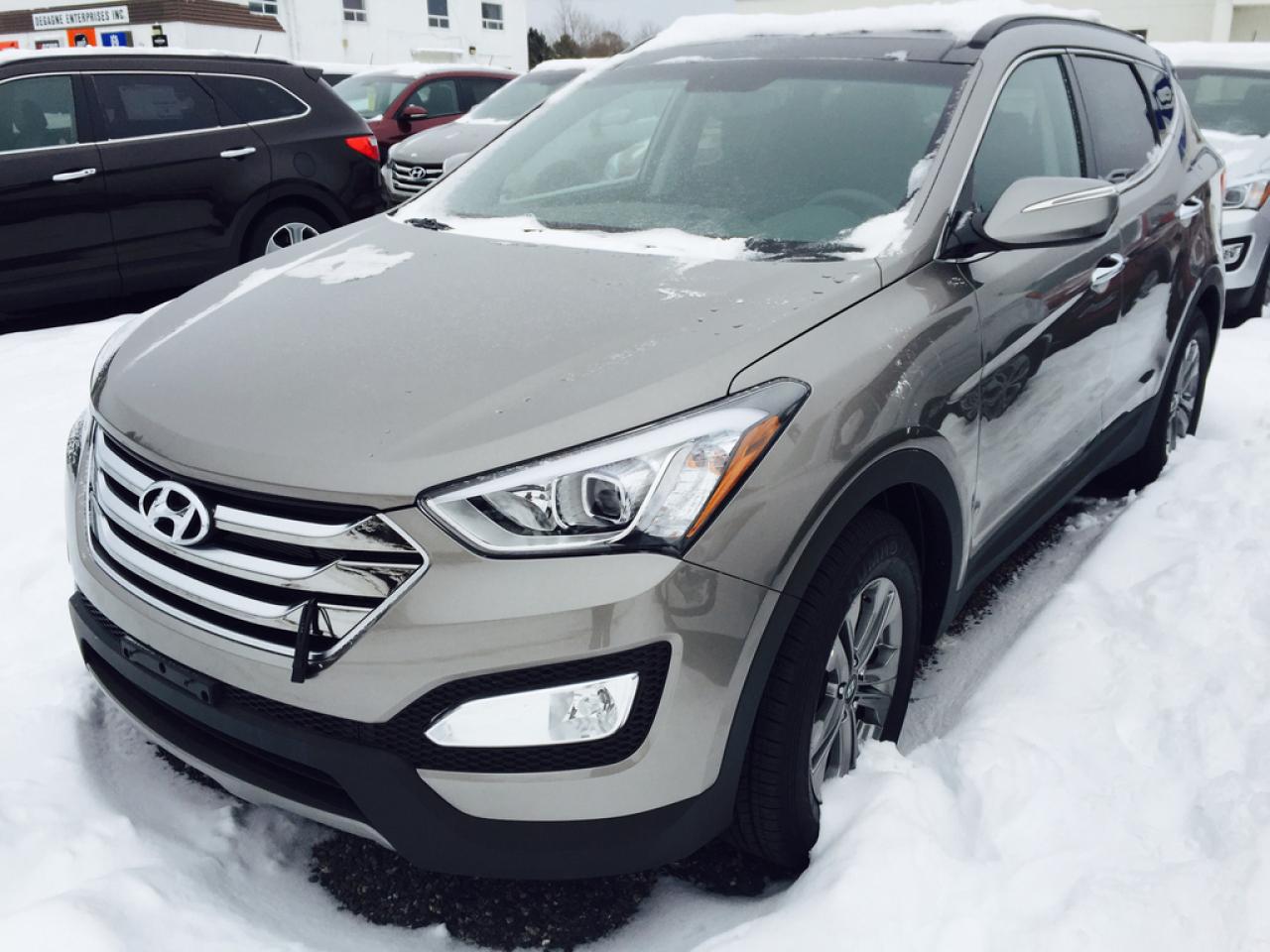 New 2016 Hyundai Santa Fe 2.4L LUXURY for sale in North Bay, ON