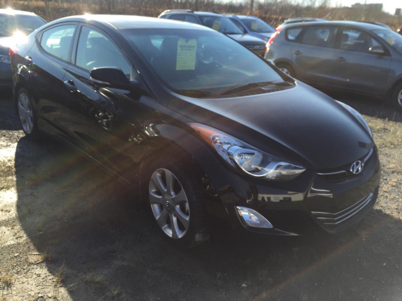 Used 2013 Hyundai Elantra Limited for sale in North Bay, ON