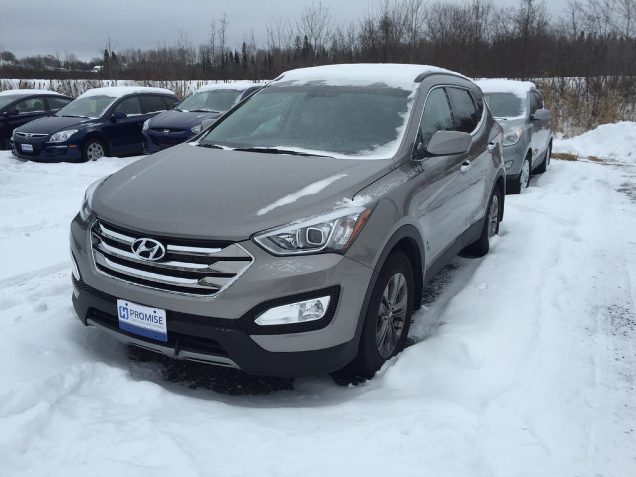 Used 2013 Hyundai Santa Fe FWD BASE for sale in North Bay, ON