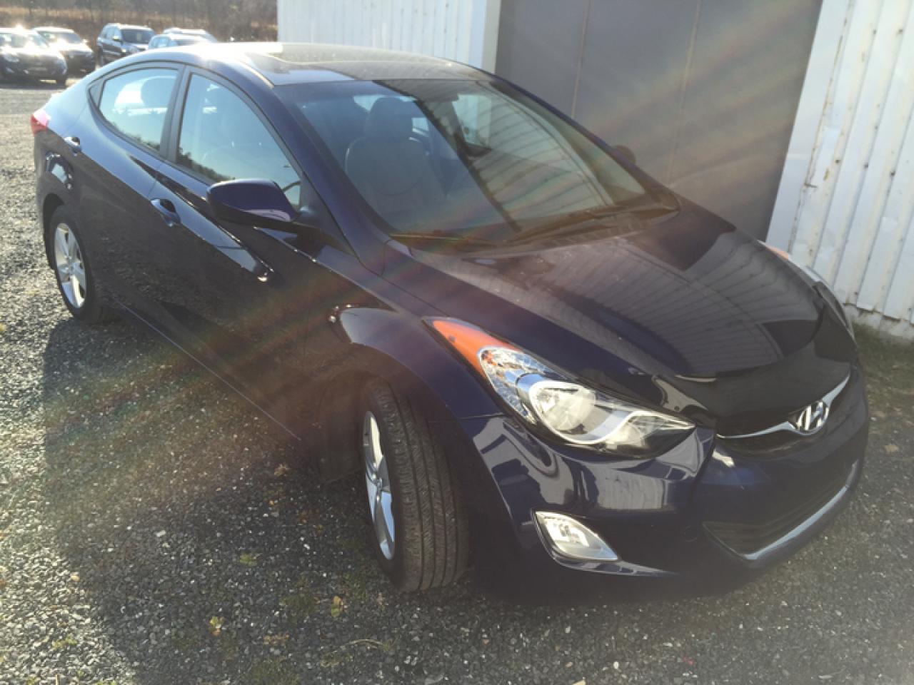 Used 2013 Hyundai Elantra GLS for sale in North Bay, ON