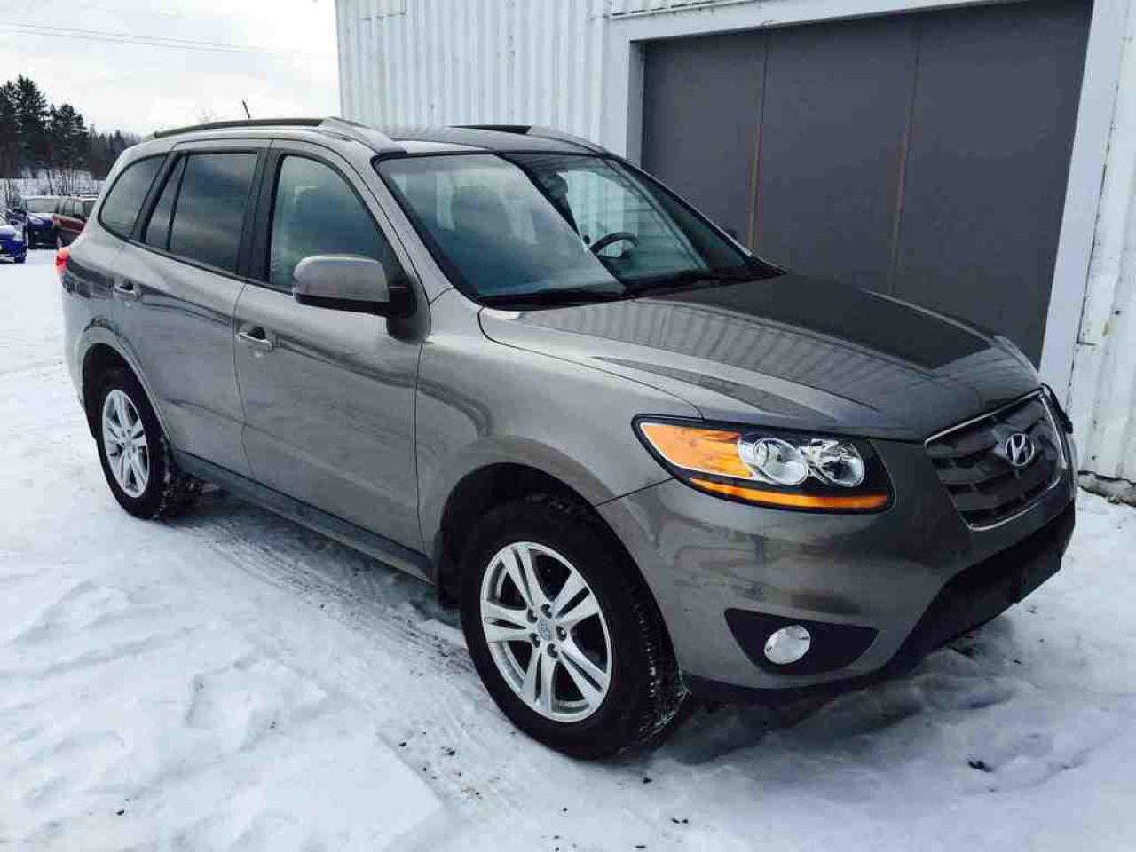 Used 2011 Hyundai Santa Fe GL for sale in North Bay, ON
