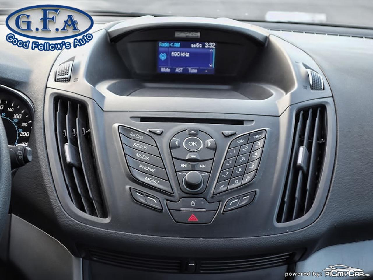 2013 Ford Escape YOUR CHARIOT TO YOUR NEXT ESCAPADE! 4WD, ECOBOOST Photo30