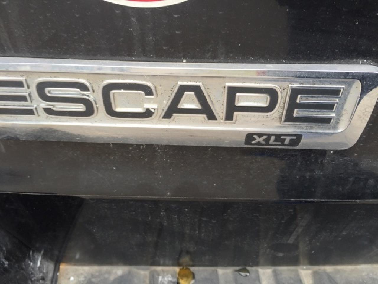 636073