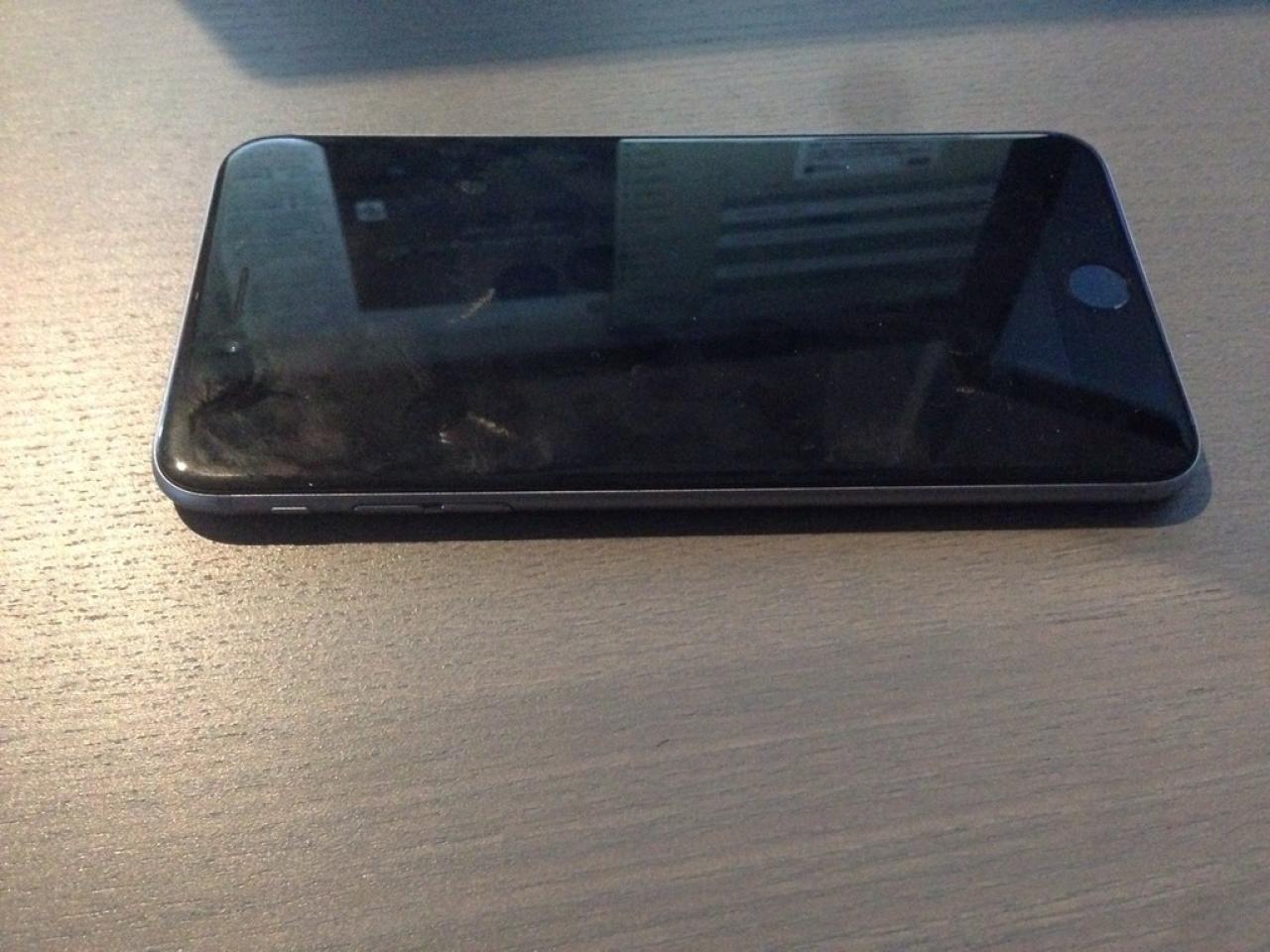 636093