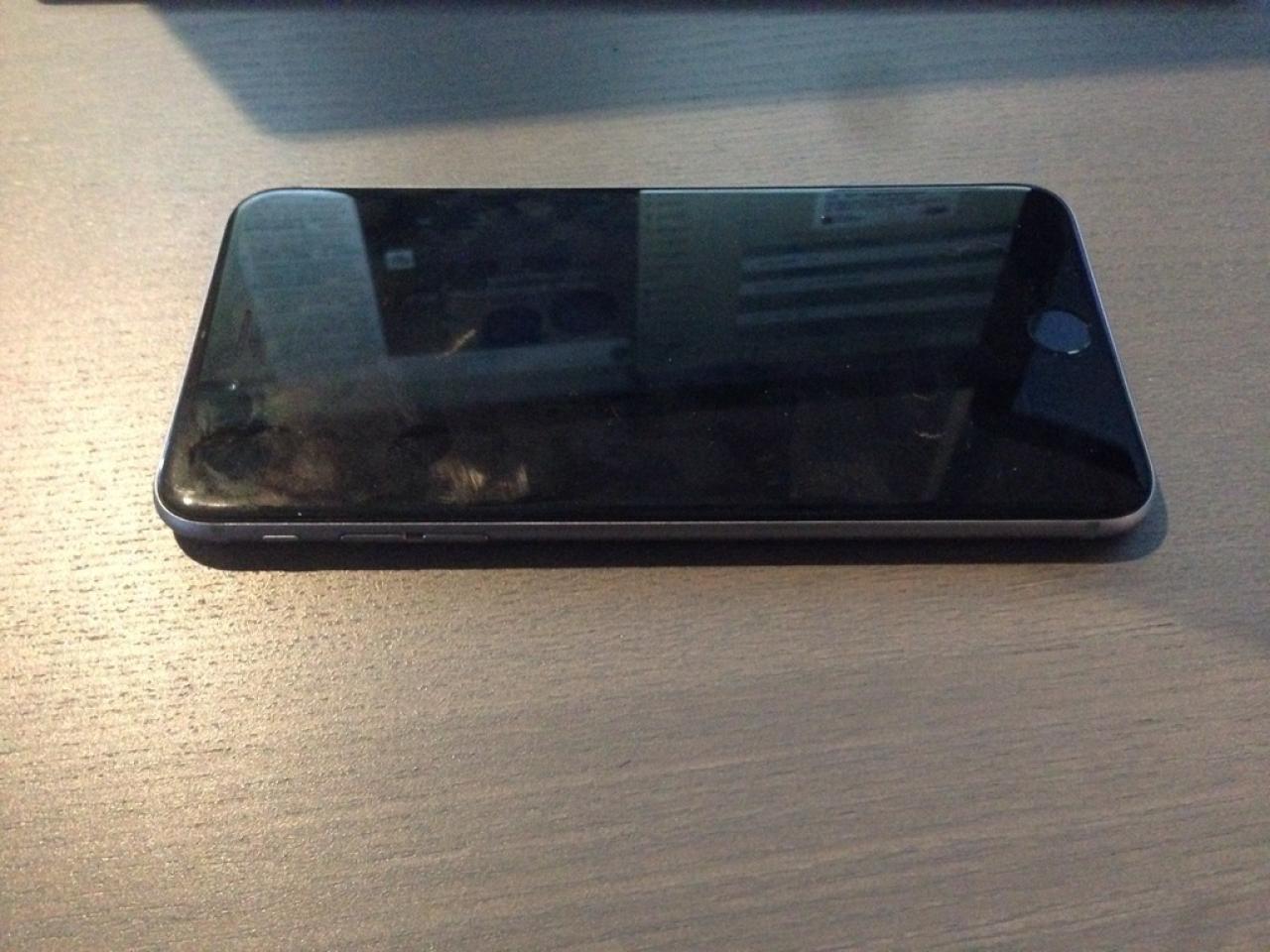 636093
