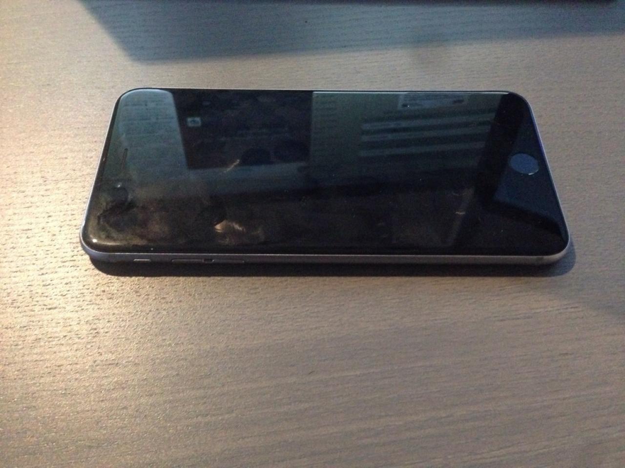 636093