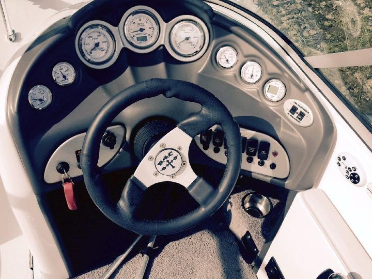 636109