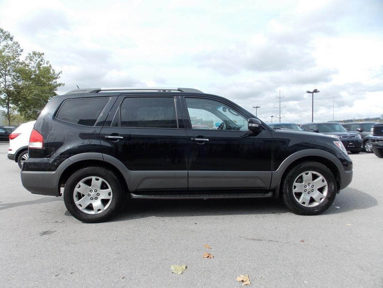 Used 2009 Kia Borrego  for sale in Quesnel, BC