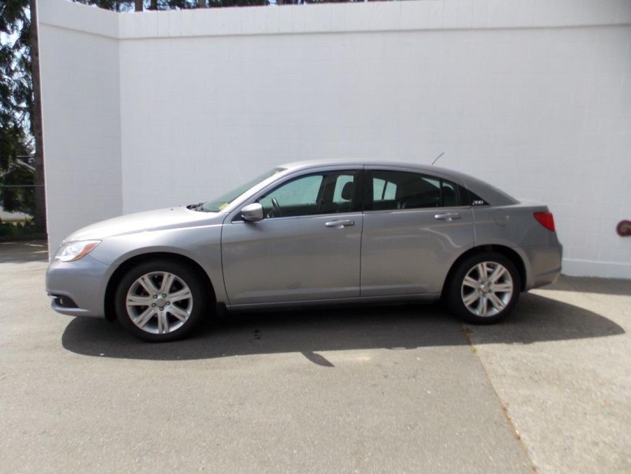 Used 2013 Chrysler 200 Touring for sale in West Kelowna, BC