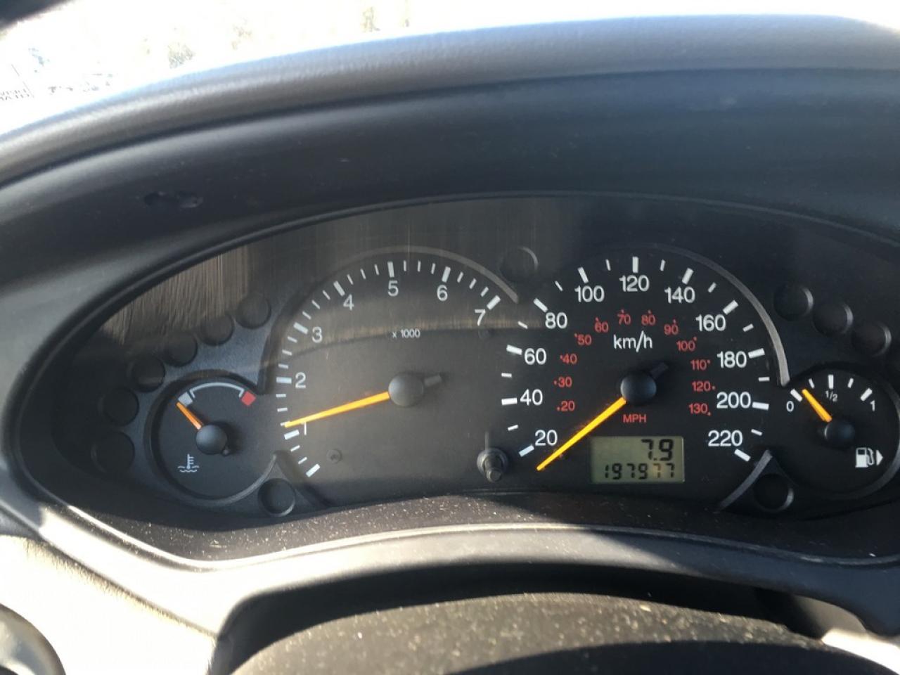 636302