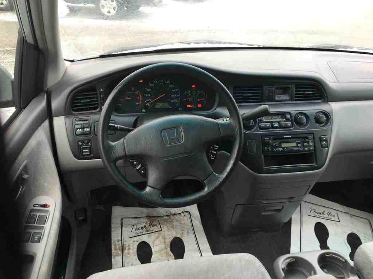 636311