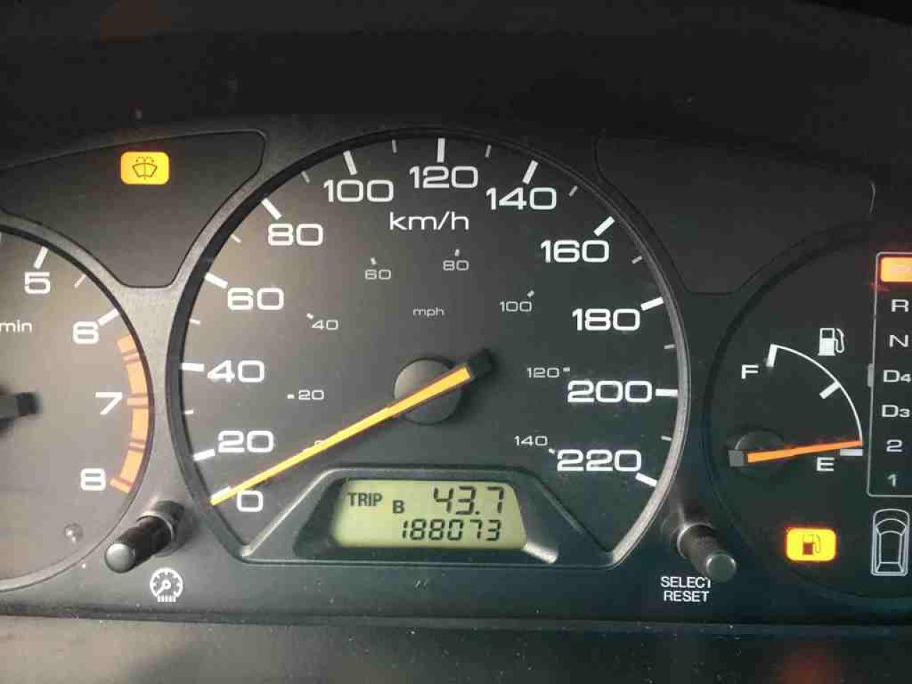 636311