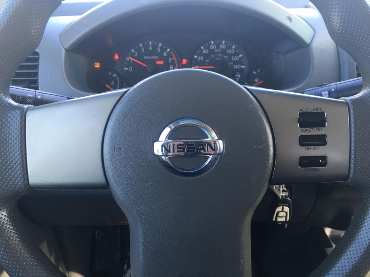 636313