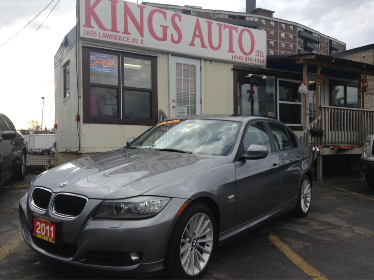 Used 2011 BMW 328xi TECH PKG, NAVI, SUNROOF, AUTO for sale in North York, ON