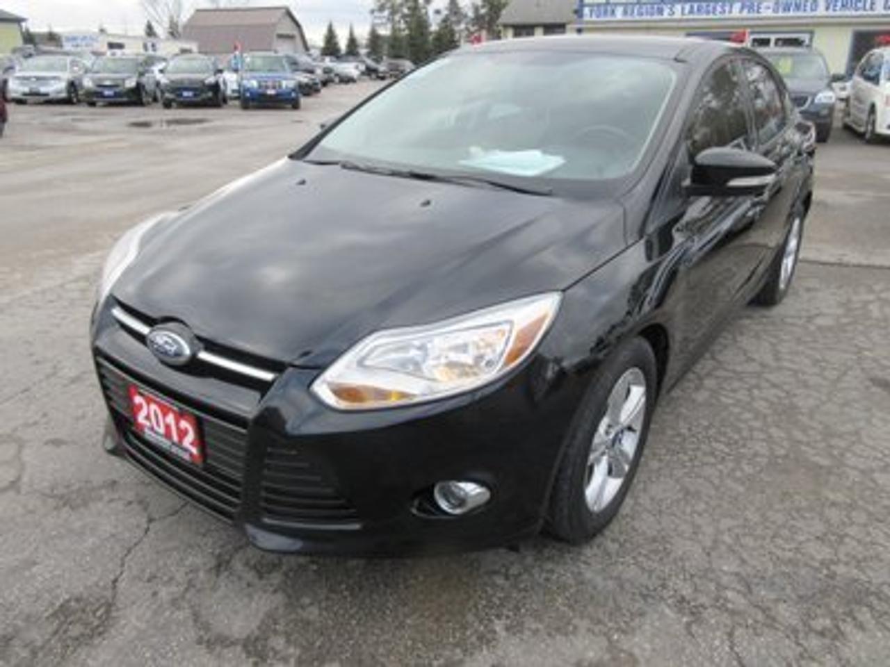2012 Ford Focus FUEL EFFICIENT SE MODEL 5 PASSENGER SYNC TECHNOLOGY.. KEYLESS ENTRY..