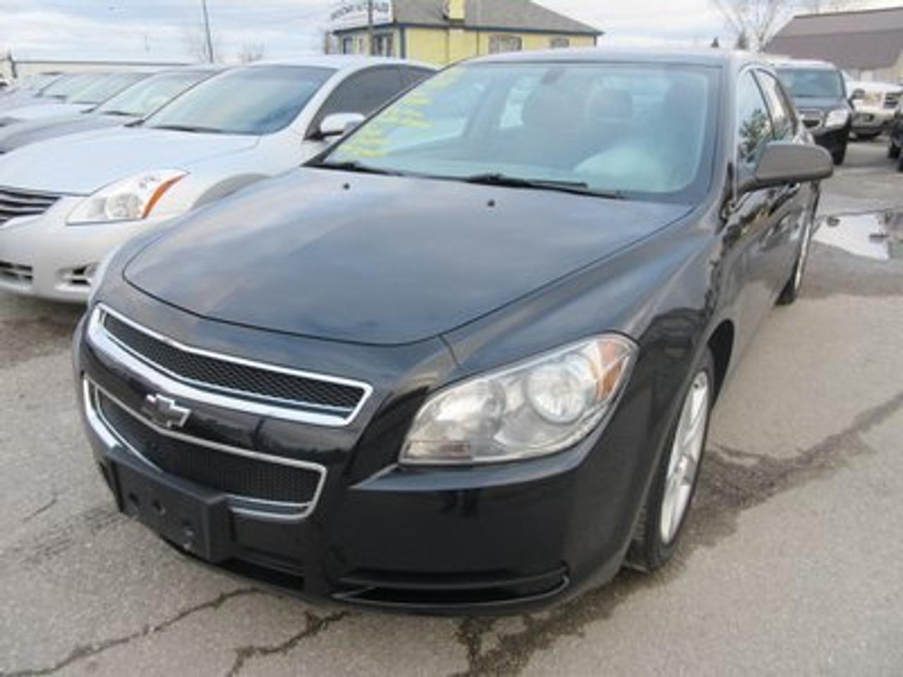 2012 Chevrolet Malibu FUEL SAVING LS MODEL 5 PASSENGER 2.4L - ECO-TEC ENGINE.. CD/AUX INPUT..