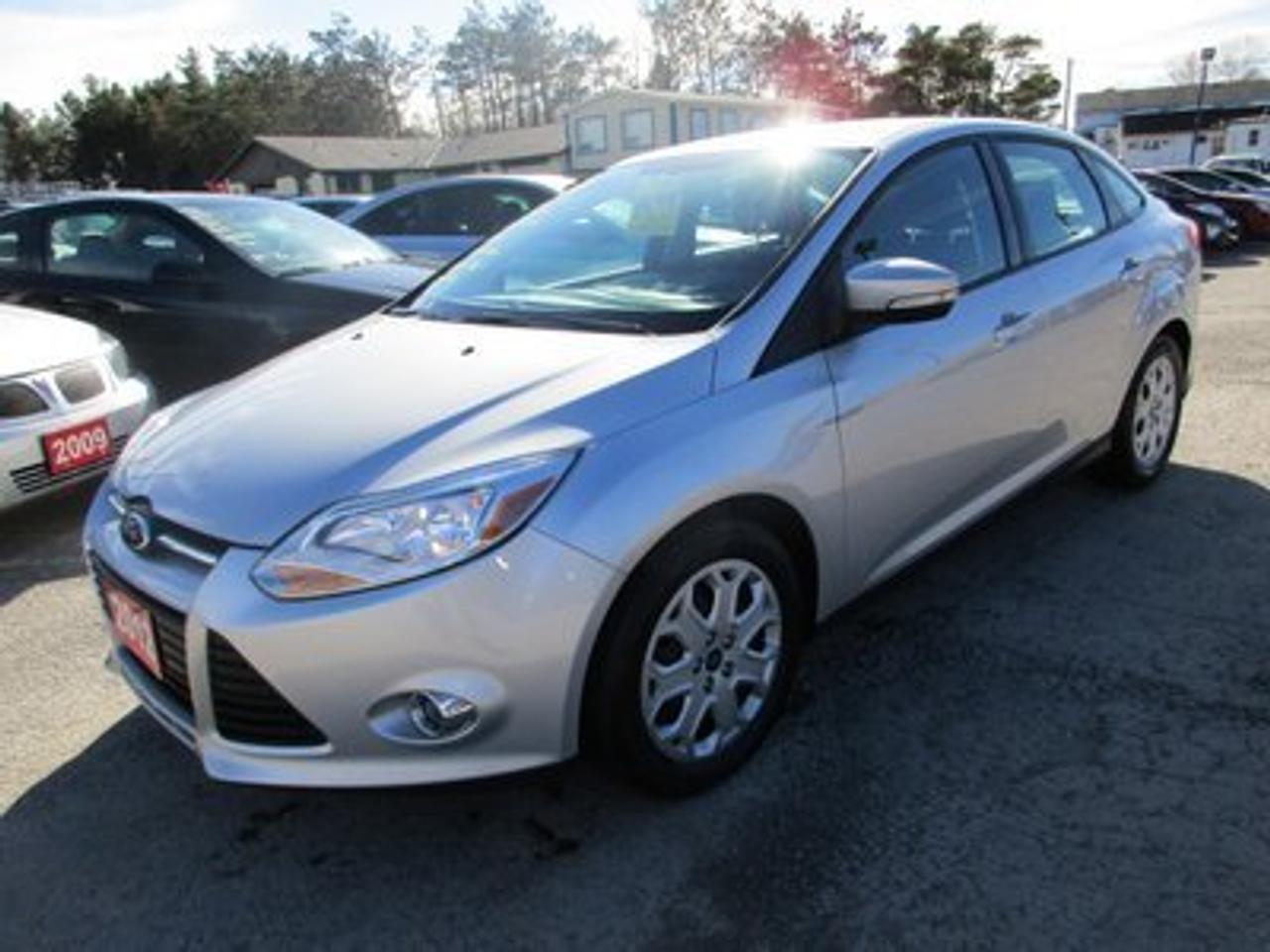 2012 Ford Focus FUEL EFFICIENT WELL EQUIPPED SE MODEL 5 PASSENGER FLEX FUEL.. 2.0L - 4 CYL..