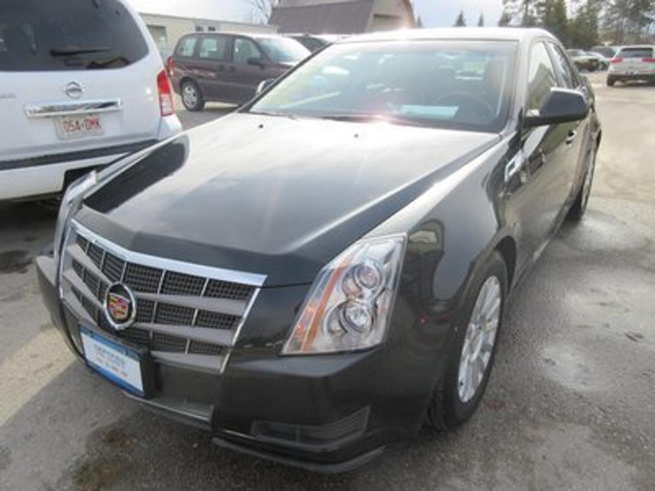 2011 Cadillac CTS POWERFUL ALL WHEEL DRIVE 5 PASSENGER LEATHER.. HEATED SEATS.. POWER ROOF..