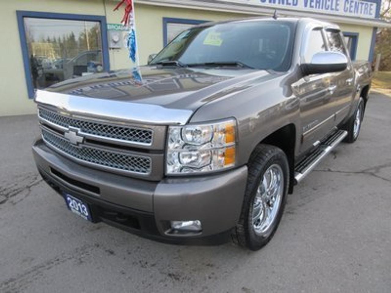 2013 Chevrolet Silverado 1500 1500 'LIKE NEW' LOADED LTZ MODEL 5 PASSENGER 4X4.. CREW.. SHORTY.. LEATHER.. FACTORY WARRANTY..