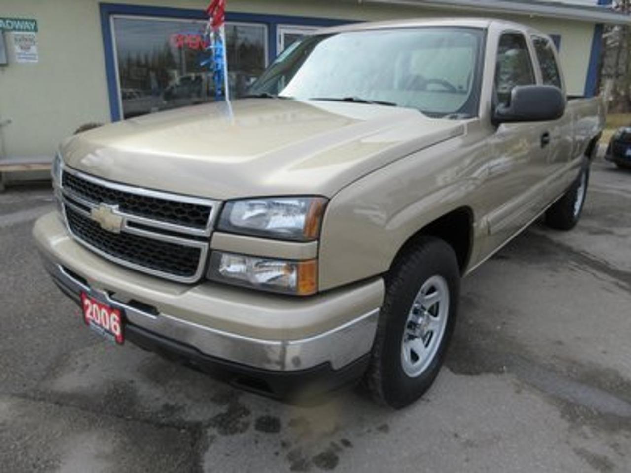 2006 Chevrolet Silverado 1500 1500 'GREAT VALUE' POWER EQUIPPED LT MODEL 6 PASSENGER 4X4.. EXT-CAB.. SHORTY..