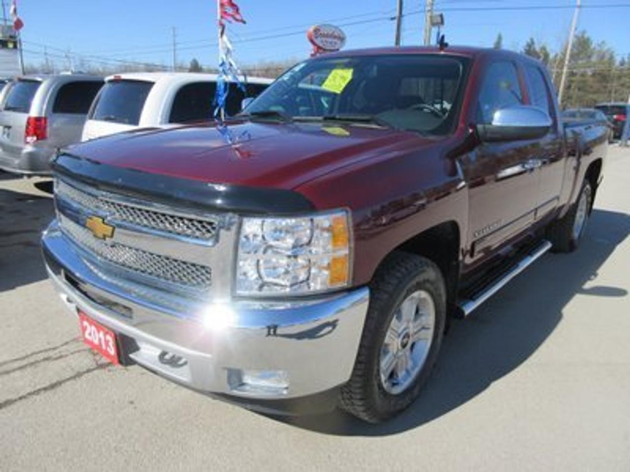 2013 Chevrolet Silverado 1500 1500 LOADED LT EDITION 5 PASSENGER 4X4.. EXT-CAB.. SHORTY.. POWER PEDALS, MIRRORS & REAR WINDOW..