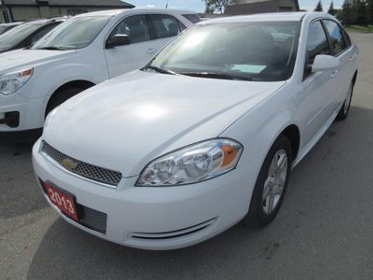 2013 Chevrolet Impala POWER EQUIPPED LT MODEL 5 PASSENGER FLEX FUEL.. CD/AUX INPUT.. POWER ROOF..