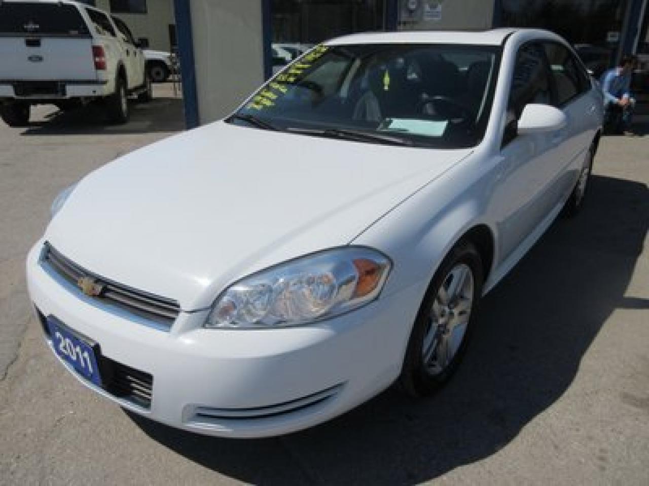Used 2011 Chevrolet Impala POWER EQUIPPED LT MODEL 5 PASSENGER CD/AUX INPUT.. POWER SUNROOF.. 3.5L - V6.. for sale in Bradford, ON