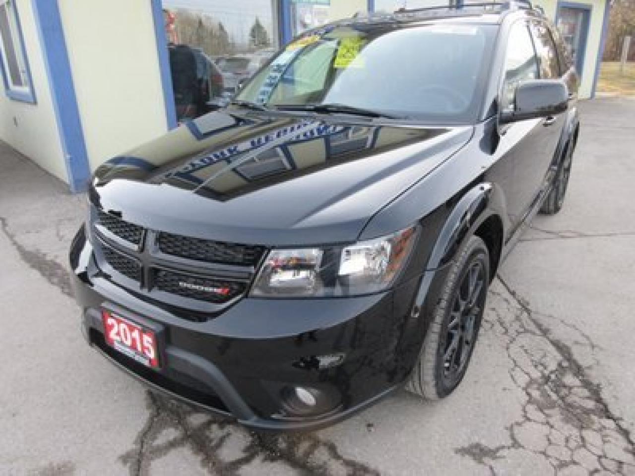 Used 2015 Dodge Journey 'LIKE NEW' LOADED SXT MODEL 5 PASSENGER 3.6L - V6 ENGINE.. FACTORY WARRANTY.. BLUETOOTH.. for sale in Bradford, ON