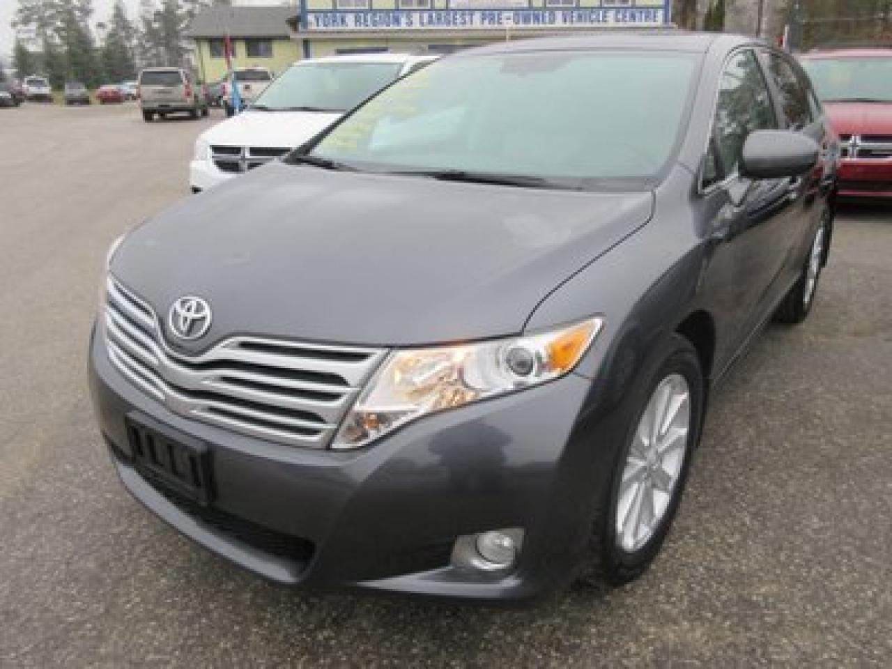 Used 2011 Toyota Venza LOADED ALL WHEEL DRIVE 5 PASSENGER LEATHER.. DUAL ROOF.. BACK-UP CAMERA.. for sale in Bradford, ON
