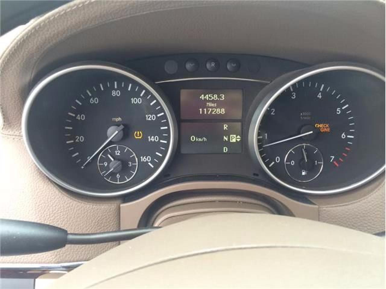 636816