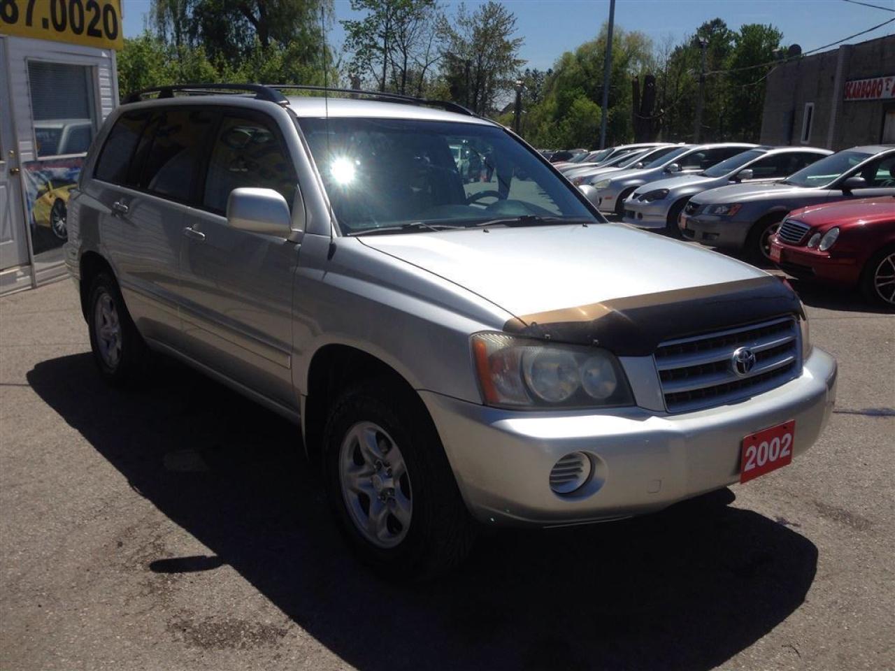 Used 2002 Toyota Highlander AUTOAIR / AWD / LOADED / ALLOYS / CLEAN for sale in Scarborough, ON
