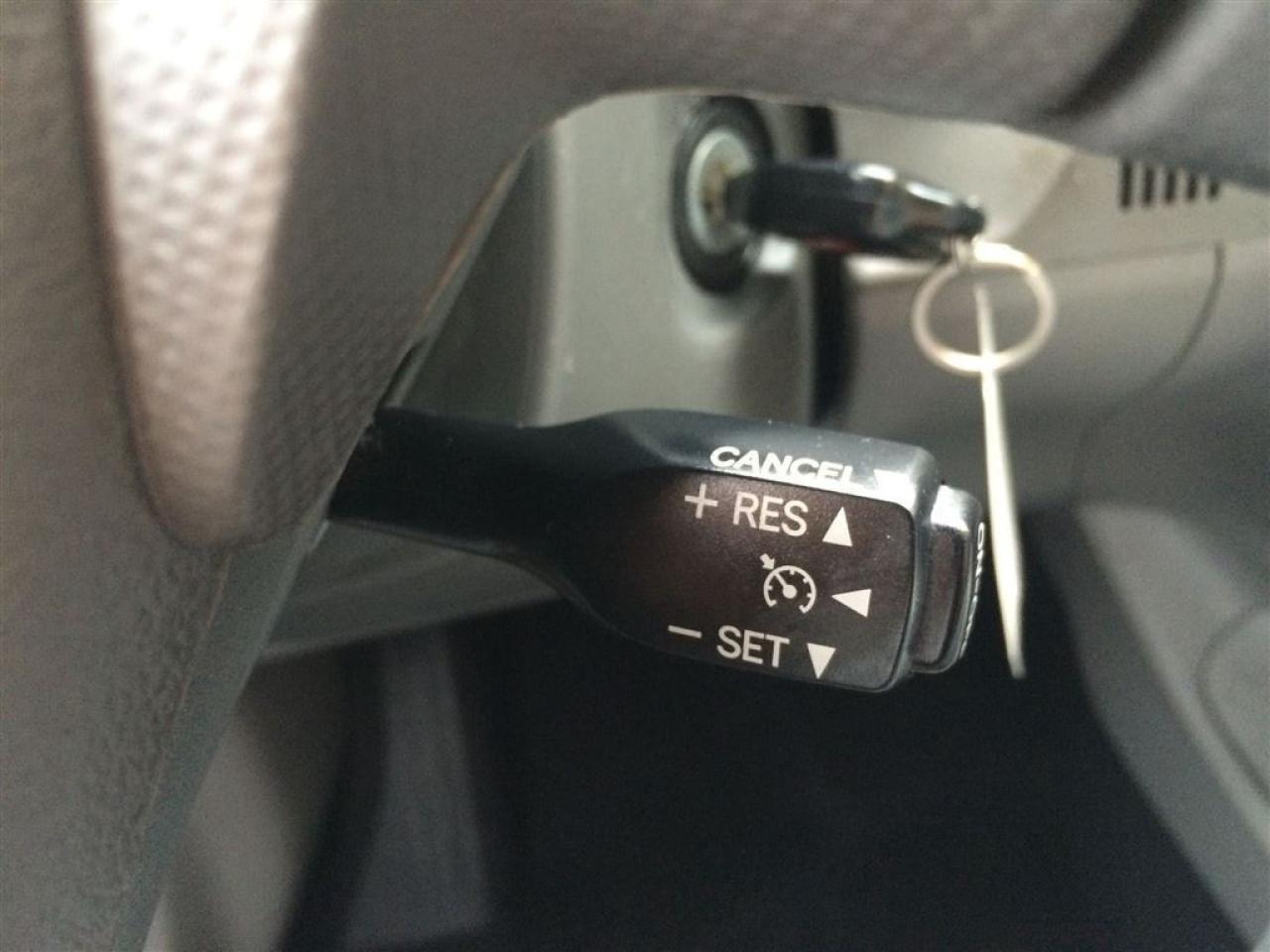 636915