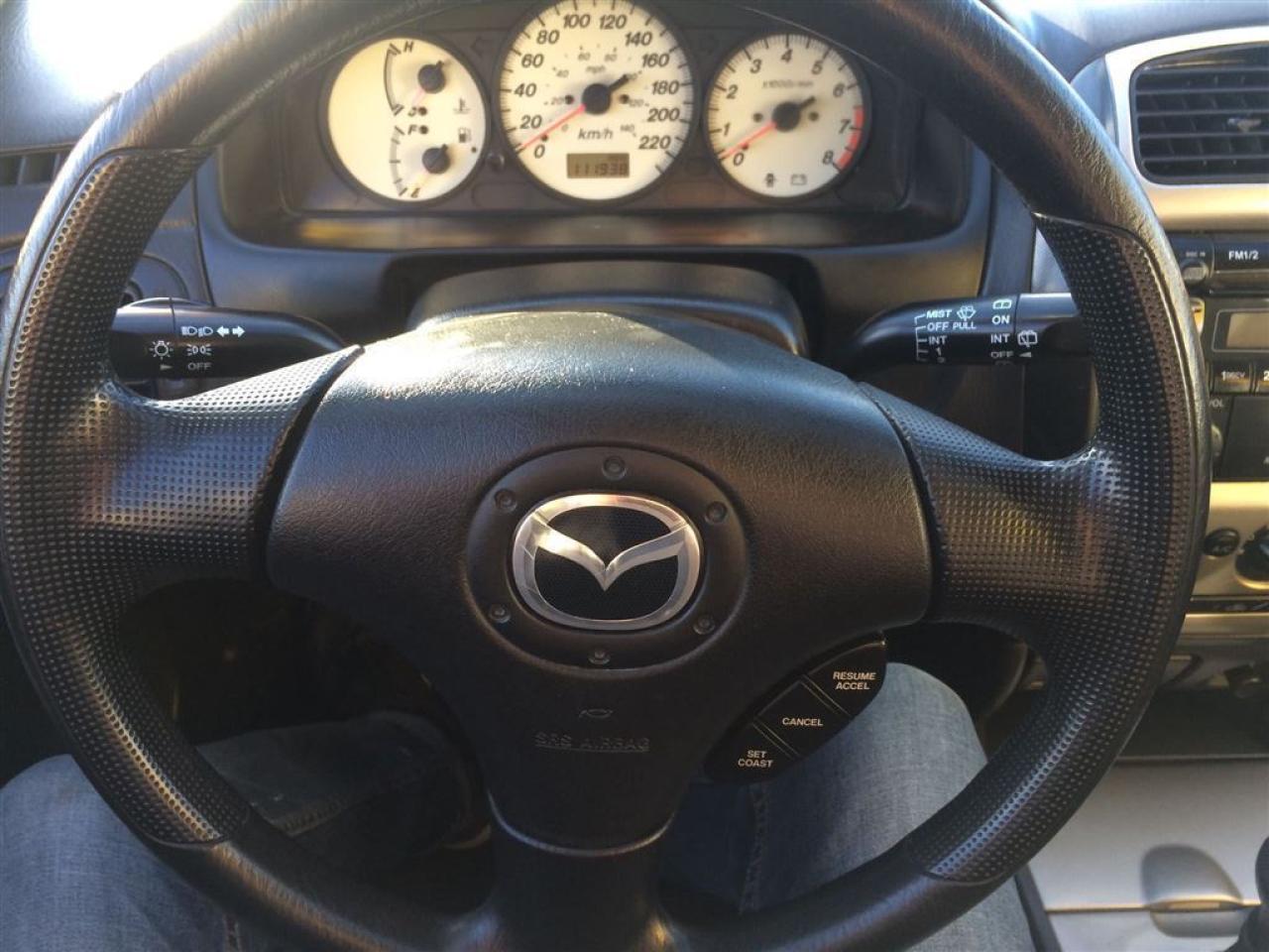 636923