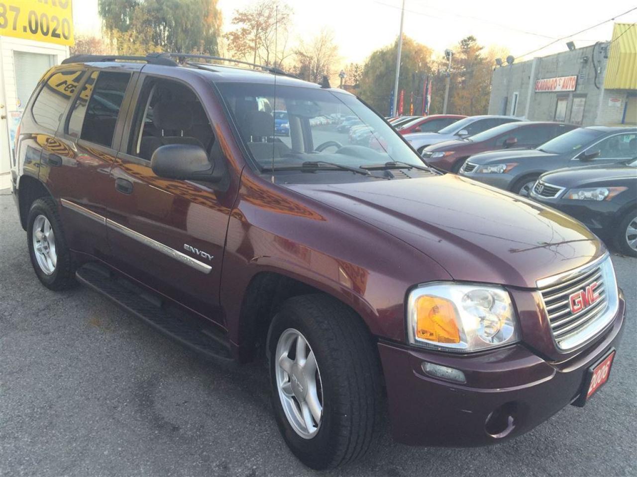 Used 2006 GMC Envoy SLE / 4X4 / PWR ROOF / LOADED / ALLOYS for sale in Scarborough, ON