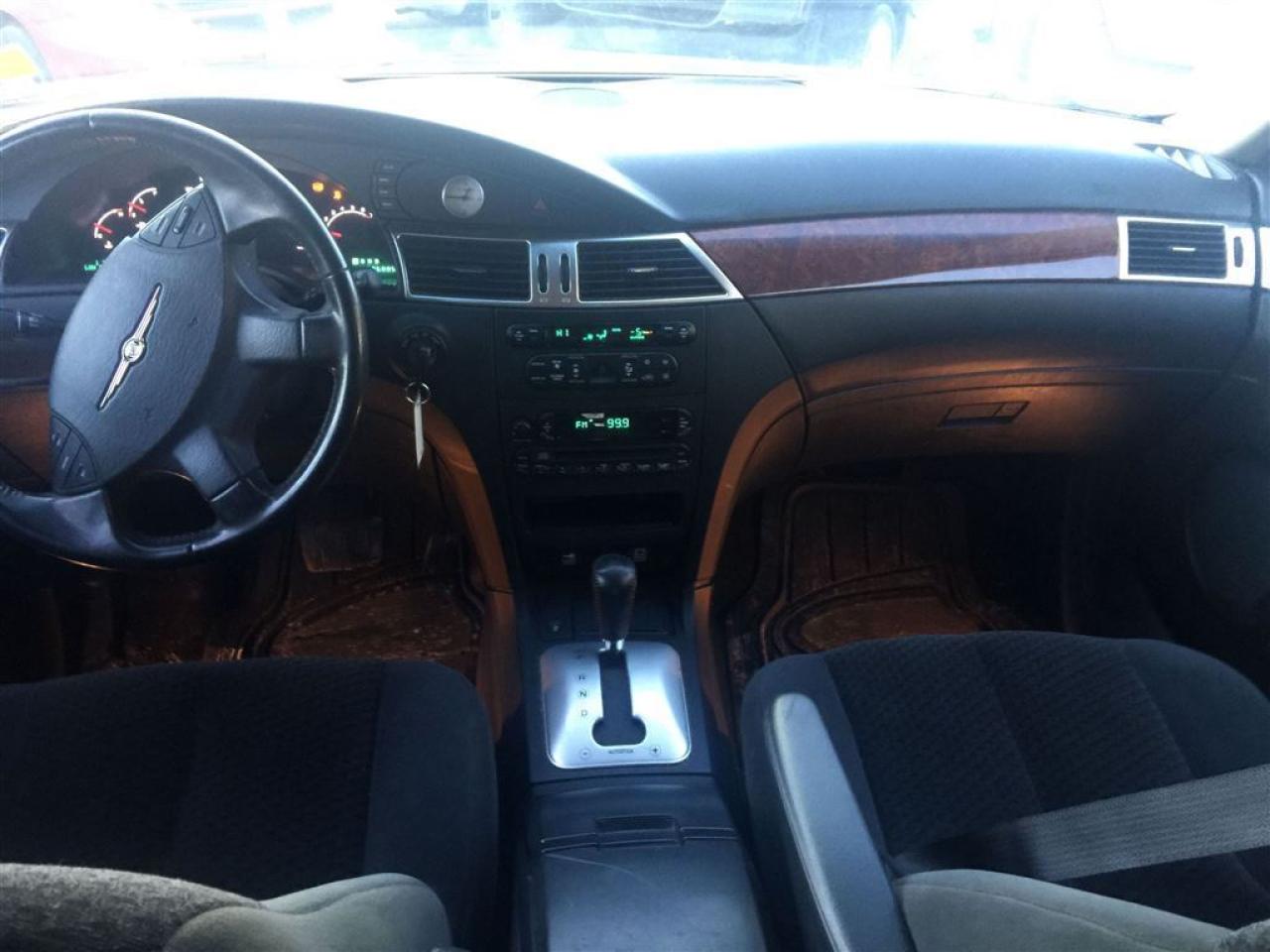 636945