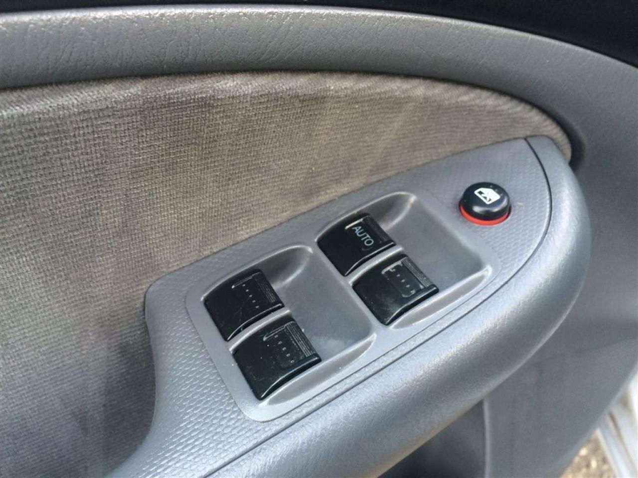 636969