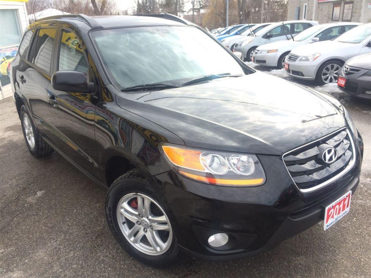 Used 2011 Hyundai Santa Fe GL / SUV / LOADED / ALLOYS for sale in Scarborough, ON