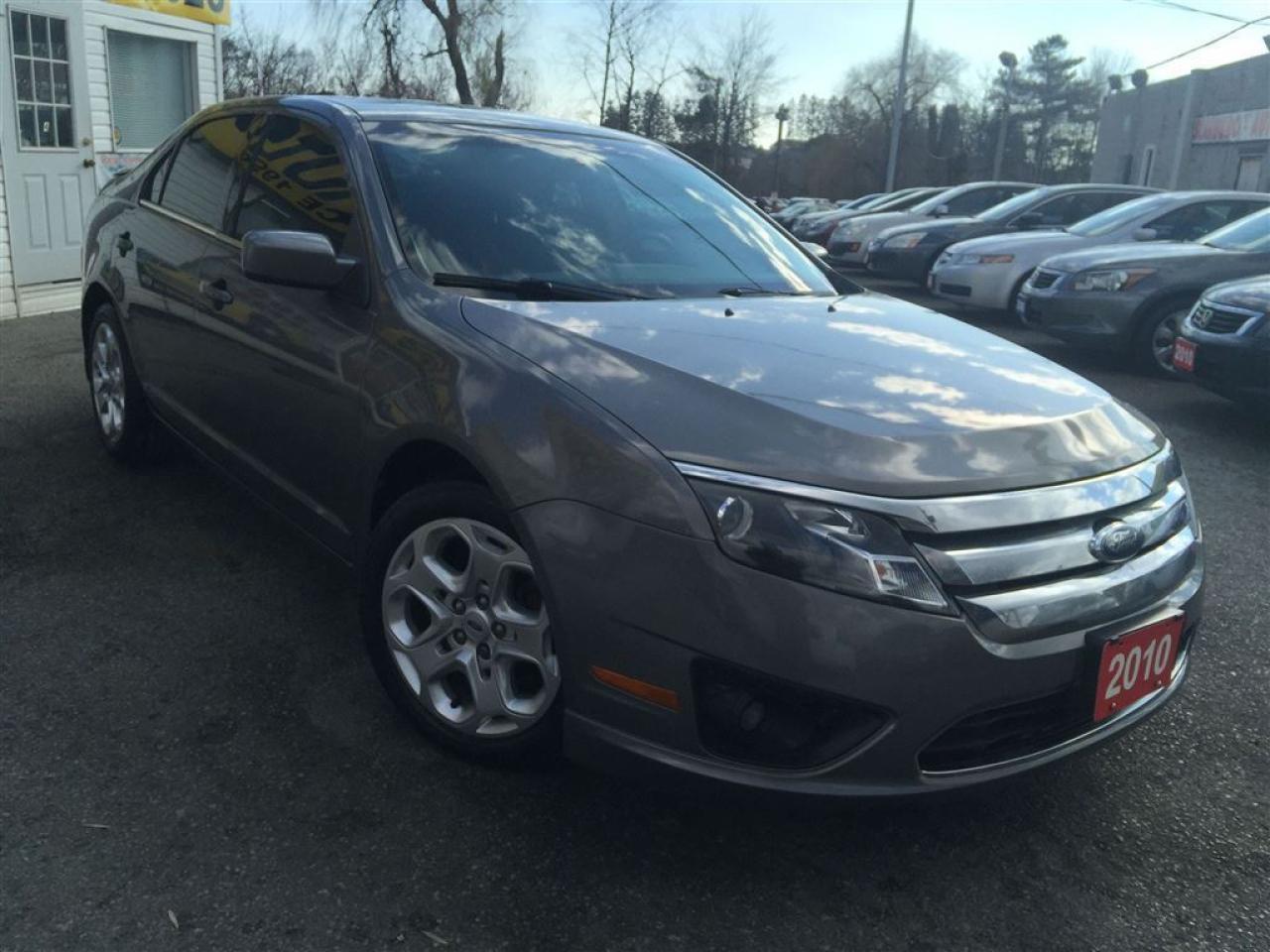 Used 2010 Ford Fusion SE / LOADED / FOG LIGHTS / ALLOYS / SPOILER for sale in Scarborough, ON