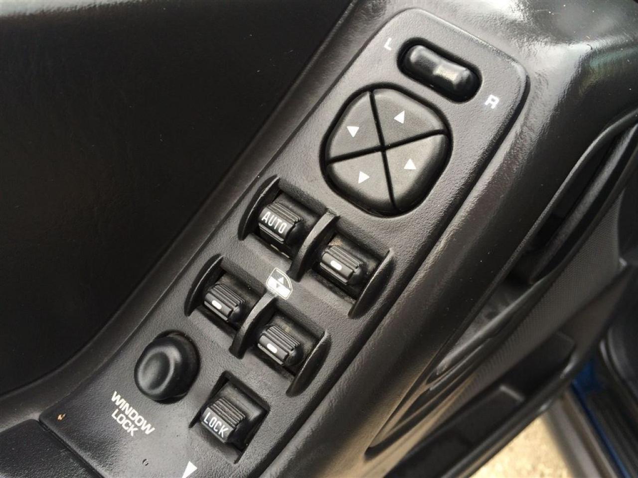 637005