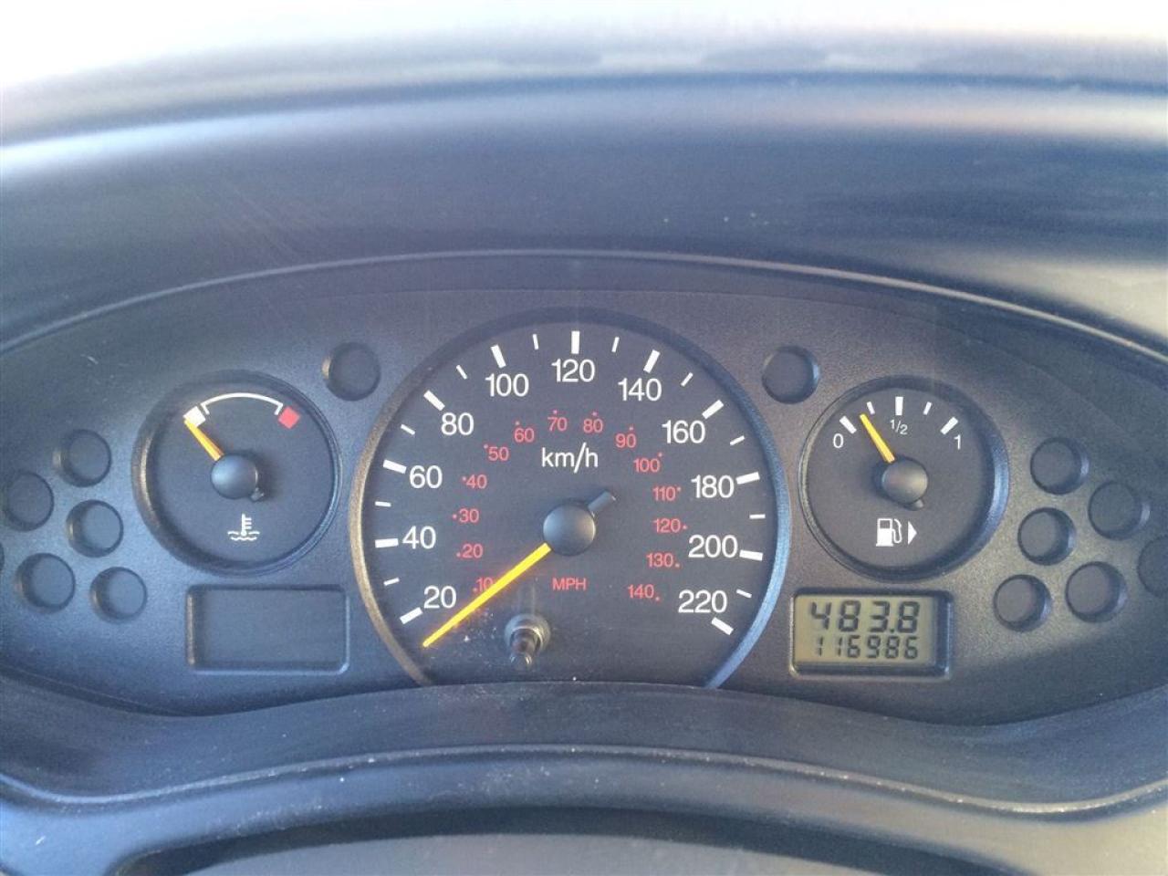 637020