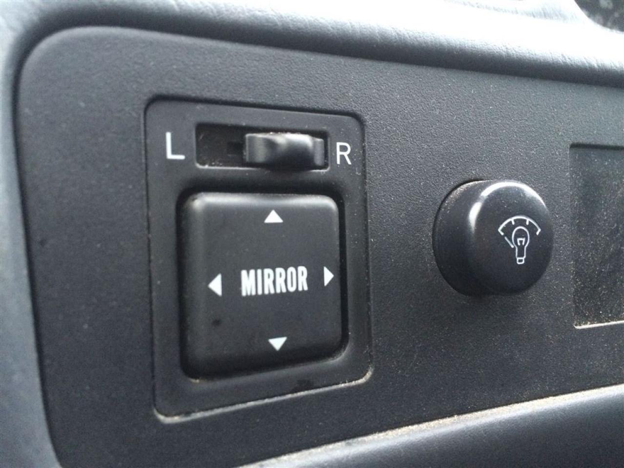 637027