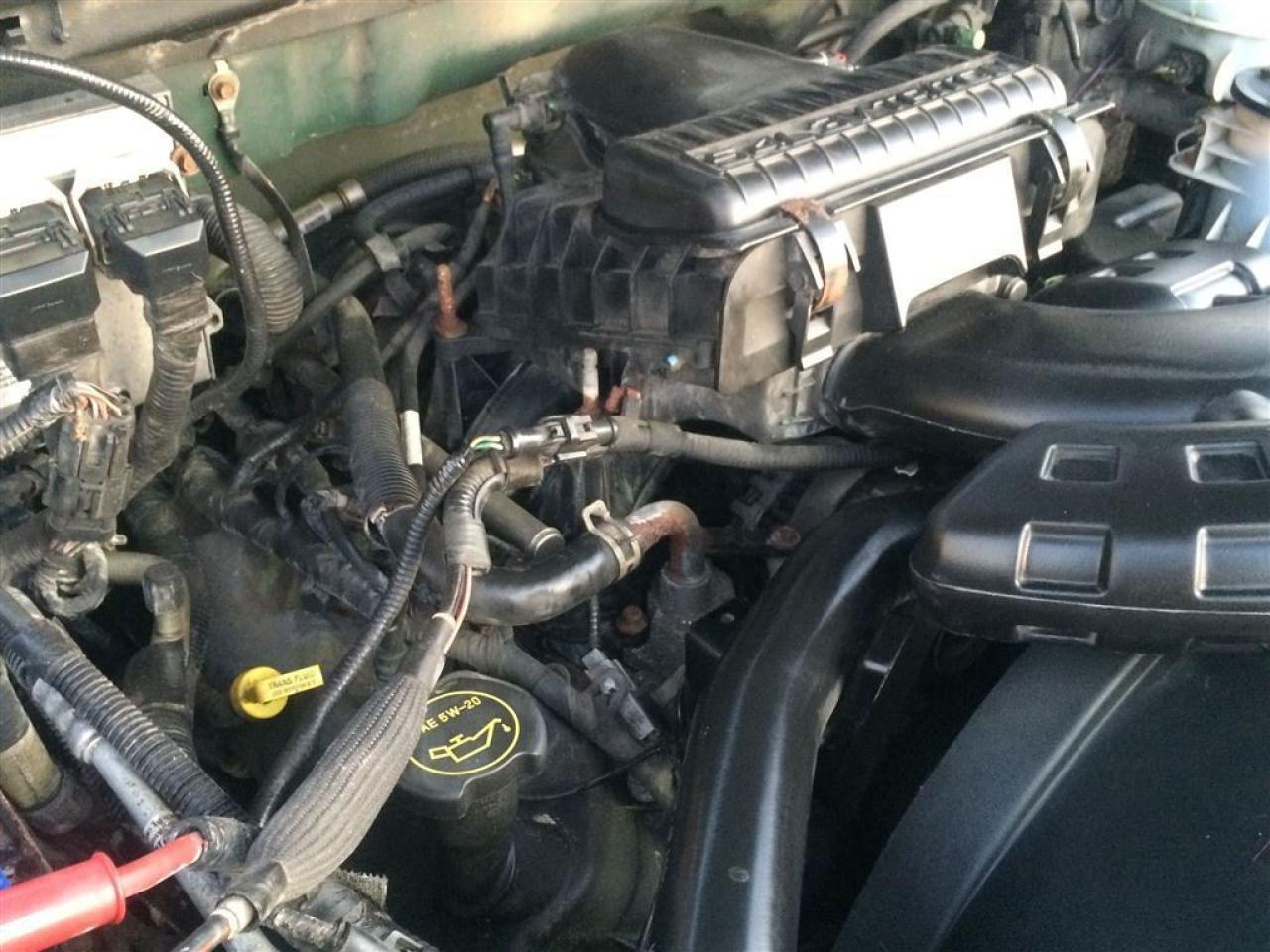 637073