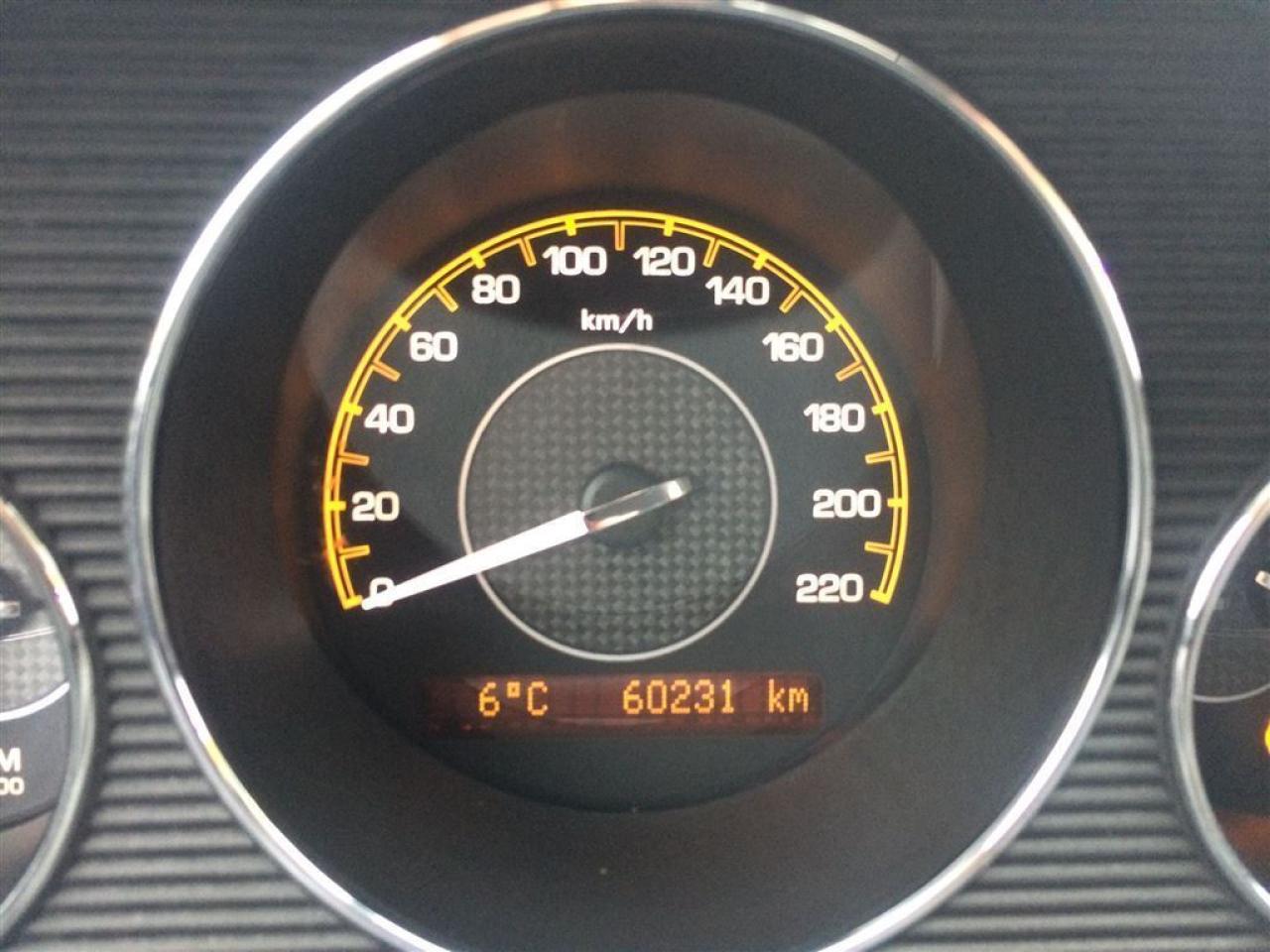 637093