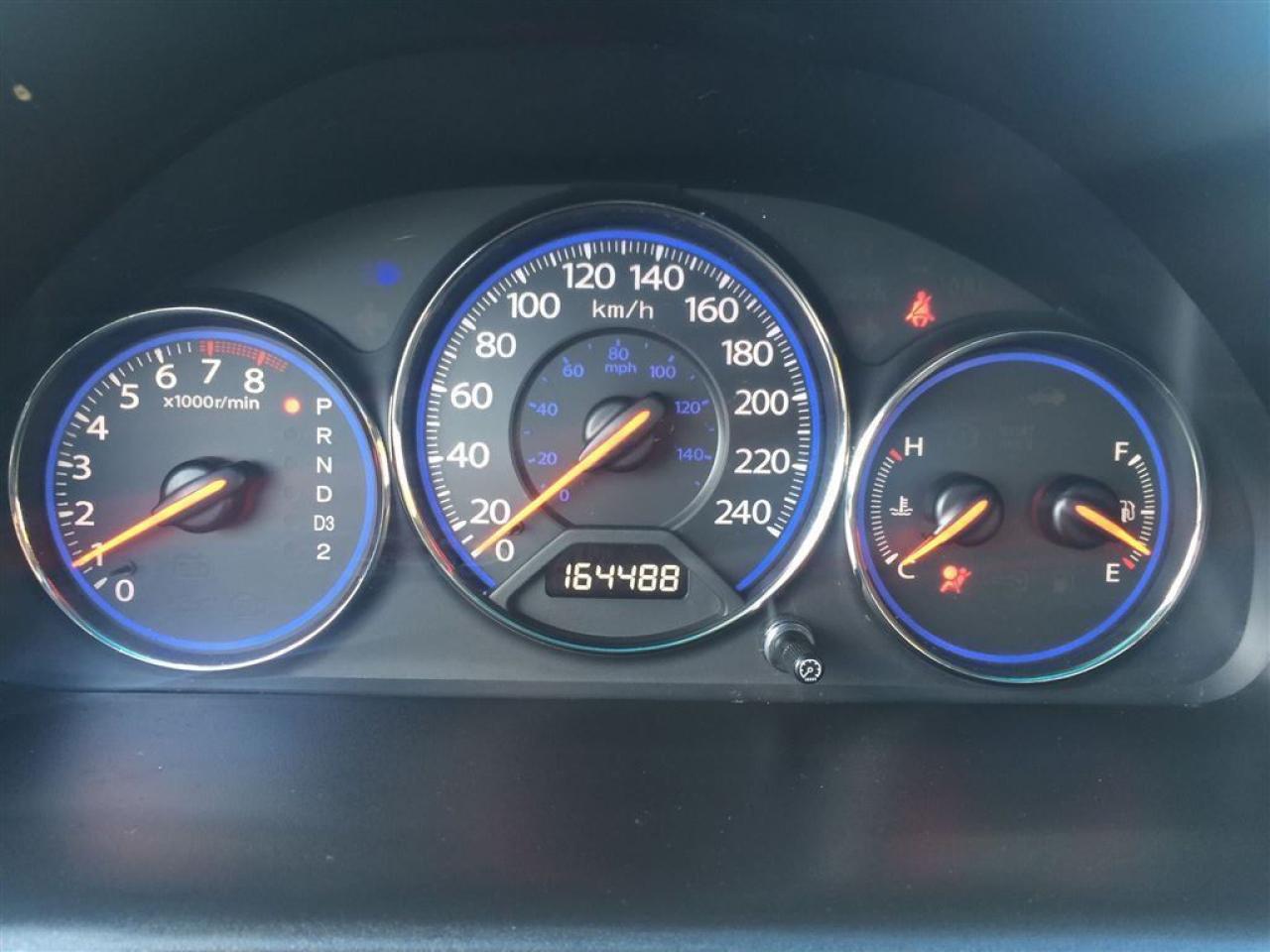 637101