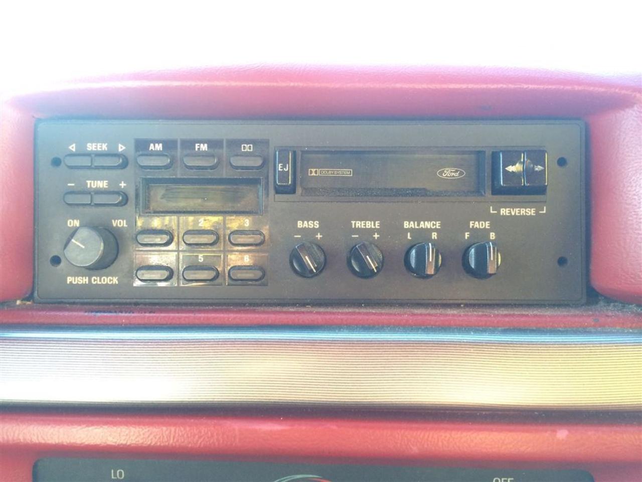 637102
