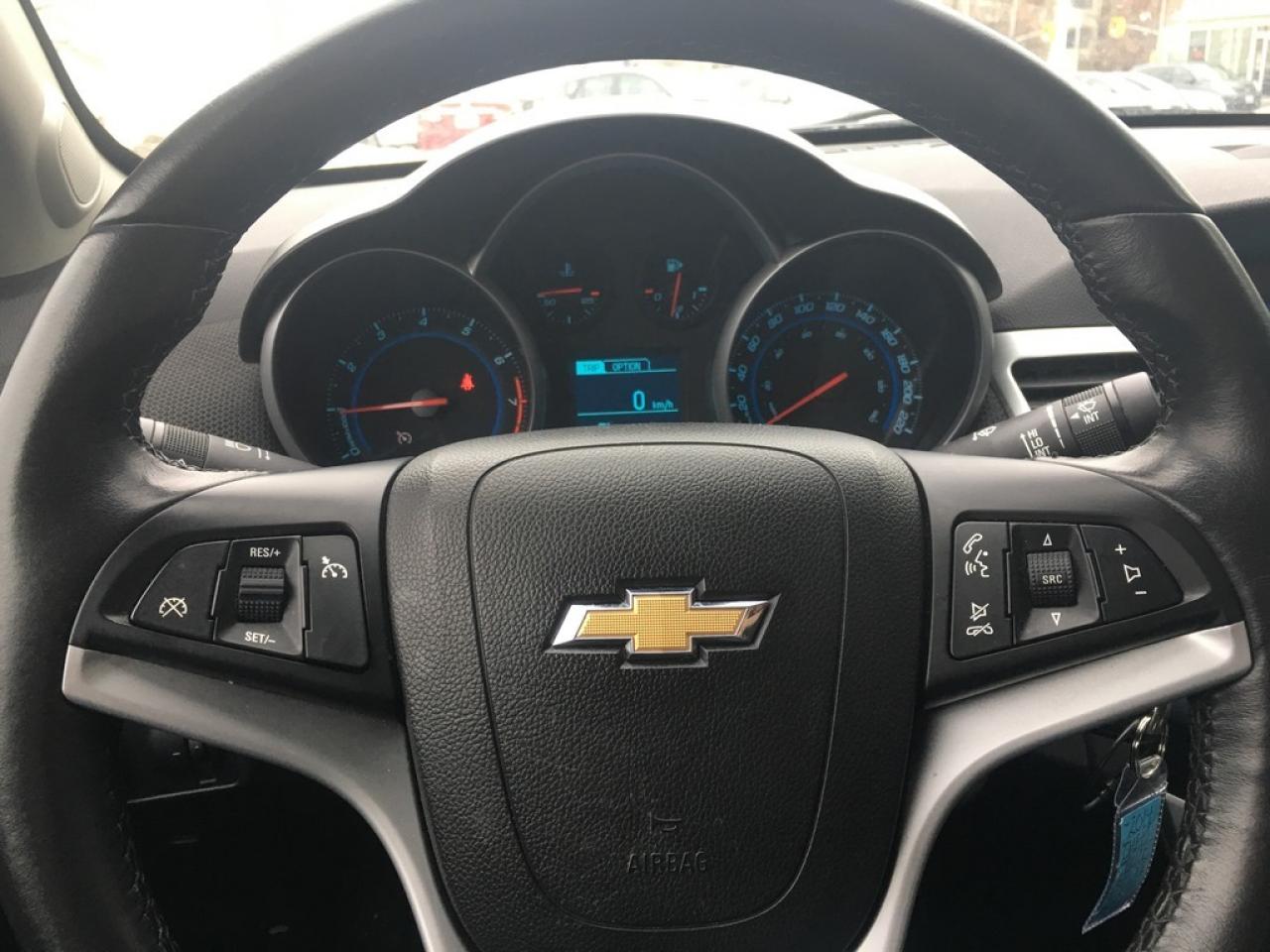 637147
