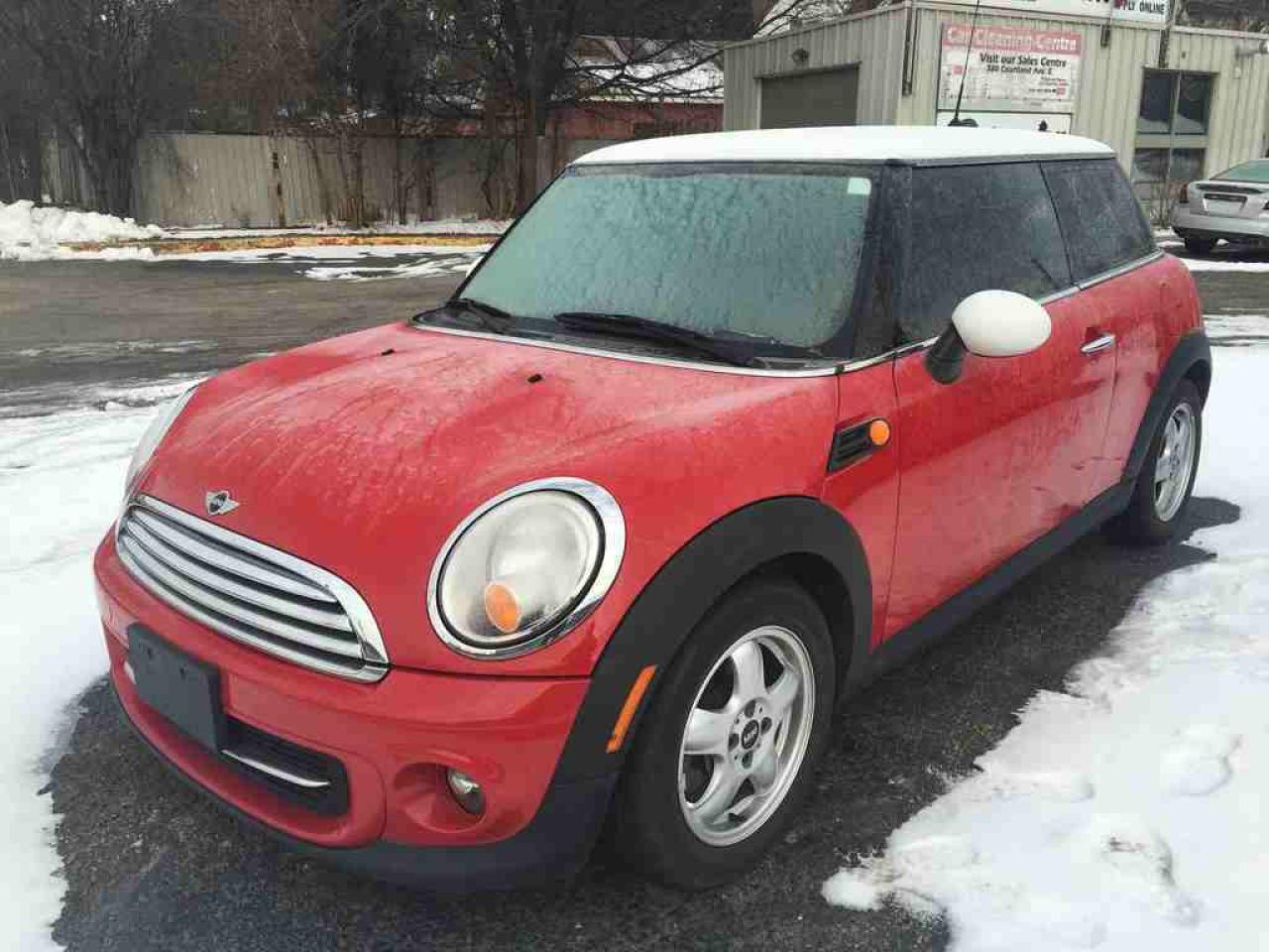 Used 2011 Mini Cooper Base for sale in Halton Hills, ON