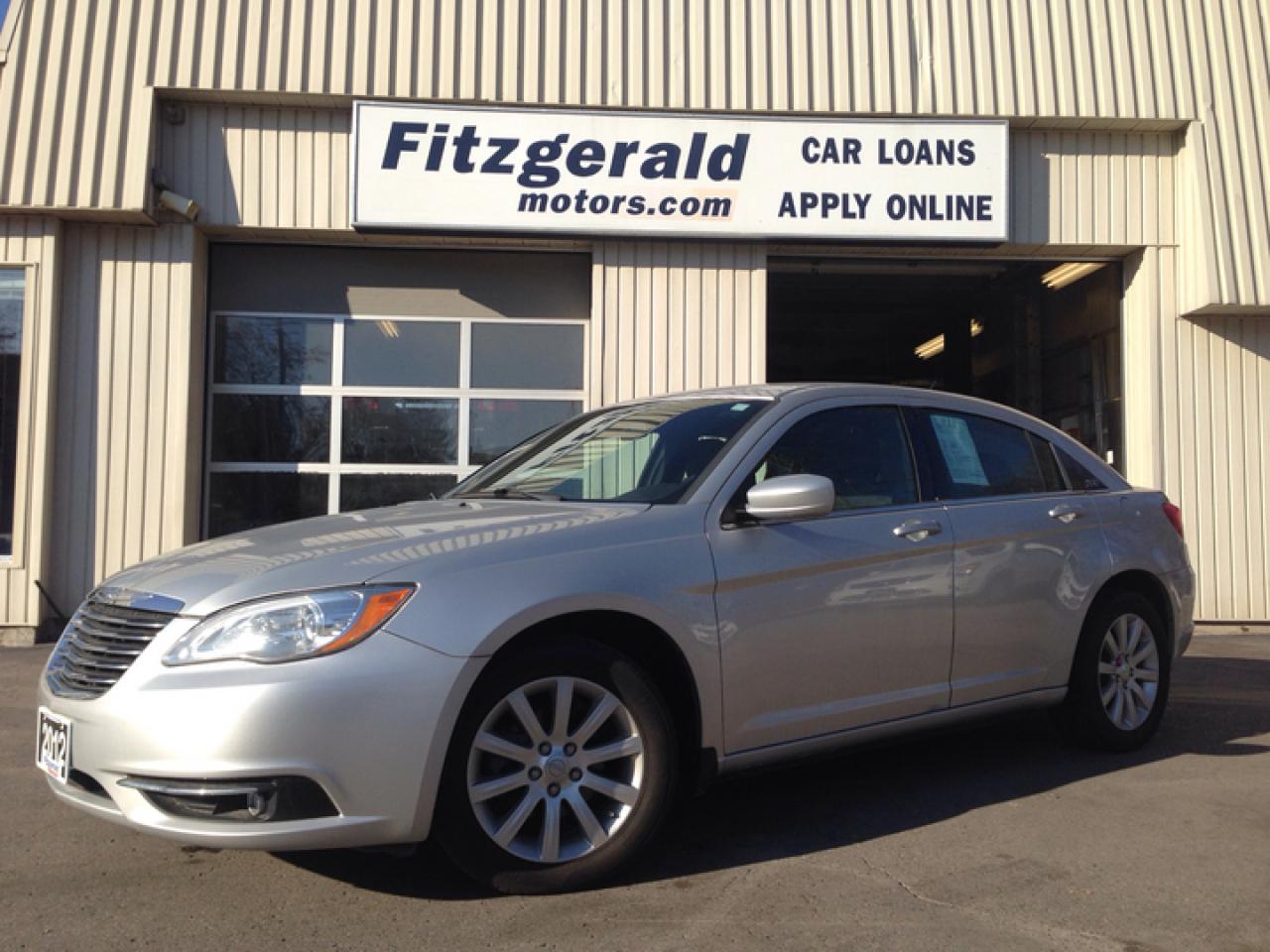 Used 2012 Chrysler 200 SE | CVT | All Power Features | Trip Computer | for sale in Halton Hills, ON