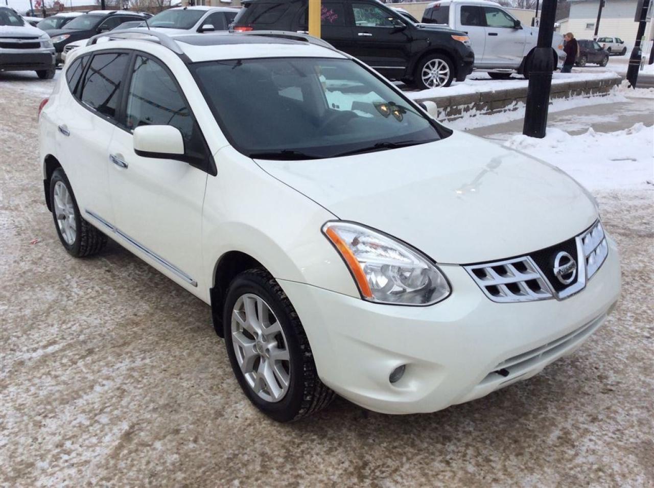 Used 2012 Nissan Rogue SV Free Credit Assesment Call Today for sale in Edmonton, AB